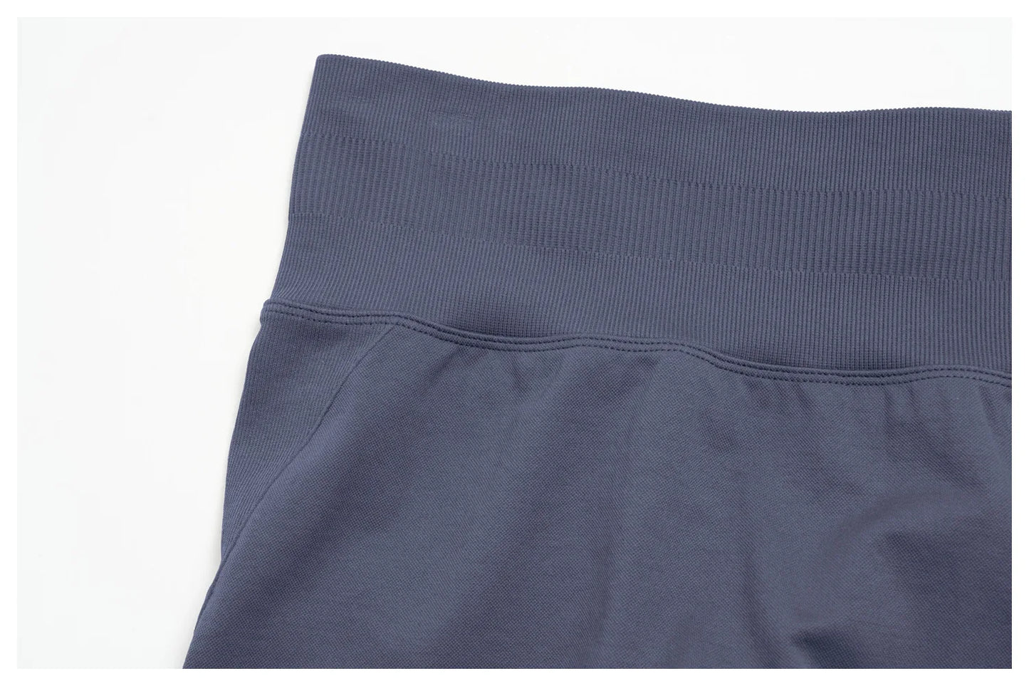 Seamless Sports Shorts Women Yoga Shorts High Waist Workout Shorts Breathable Sports Leggings Gym Shorts Running Cycling Shorts