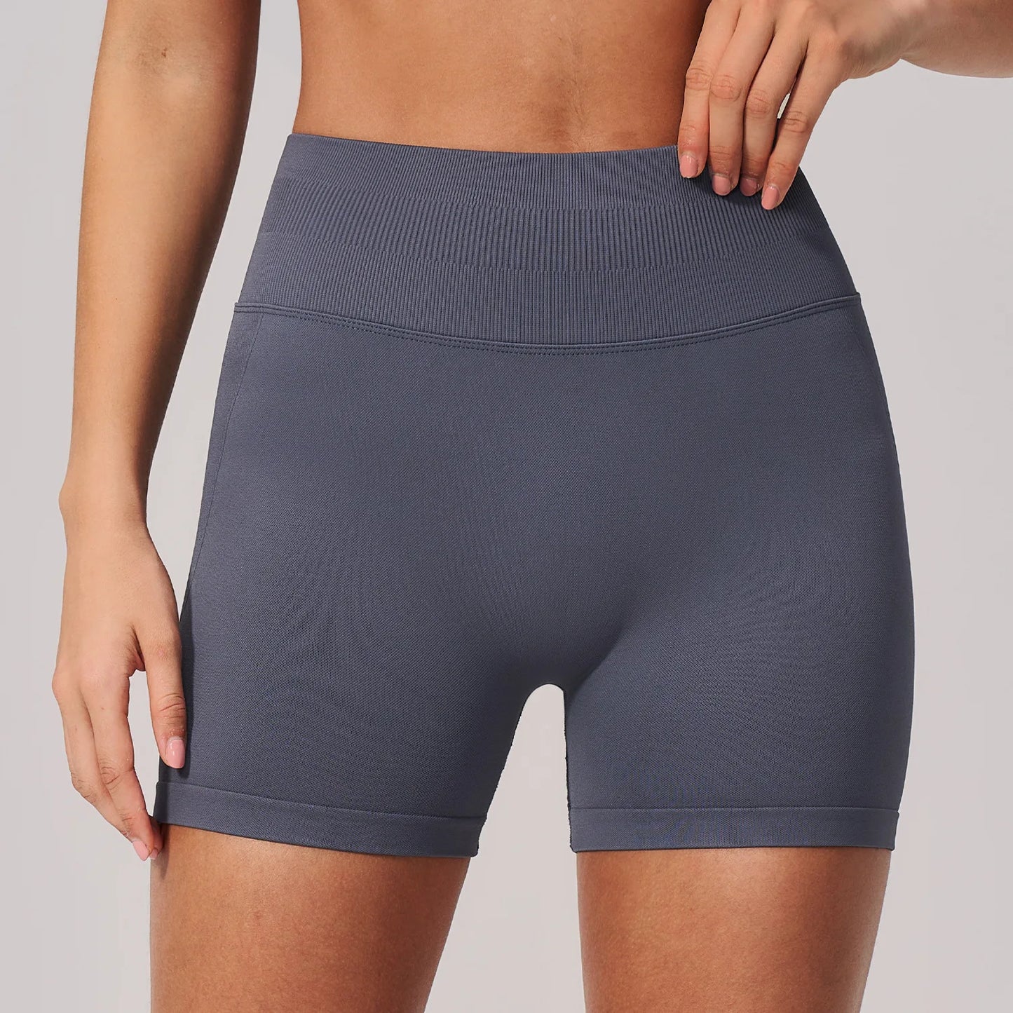 Seamless Sports Shorts Women Yoga Shorts High Waist Workout Shorts Breathable Sports Leggings Gym Shorts Running Cycling Shorts