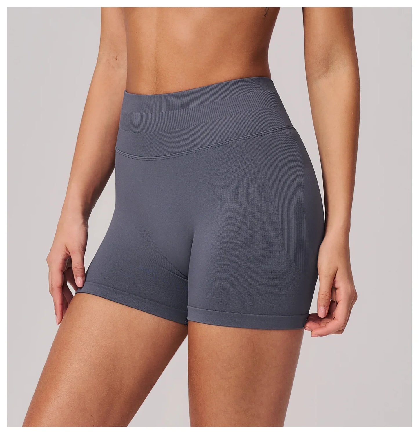 Seamless Sports Shorts Women Yoga Shorts High Waist Workout Shorts Breathable Sports Leggings Gym Shorts Running Cycling Shorts